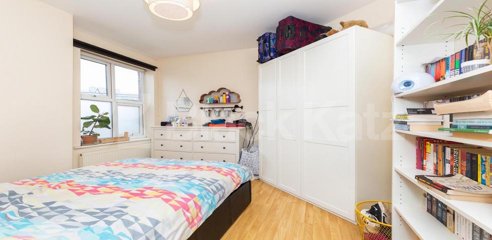 			1 Bedroom, 1 bath, 1 reception Apartment			 Middle Lane, CROUCH END